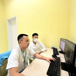 Балалар онкологиясы: UMIT томотерапия орталығында балалардағы қатерлі ісікті қалай емдейді